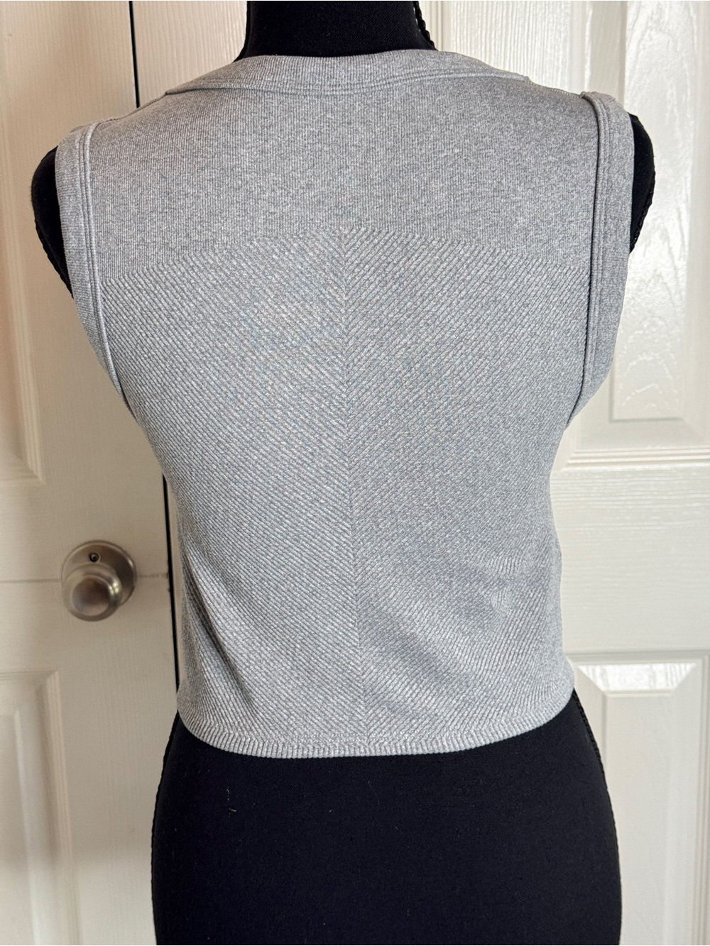 FP Movement Free People Free Throw Muscle Tank Heather Grey M/L EUC - Picture 3 of 6